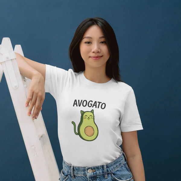 AVOGATO T-Shirt – Cute Avocado Cat Pun Tee for Cat & Food Lovers