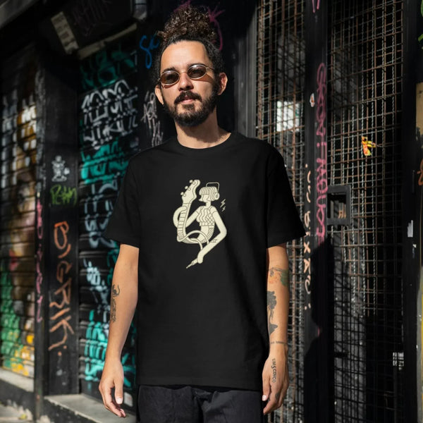 Soyut Gitar Kadın Tasarımlı Siyah Tişört – Unisex Minimal Müzik Temalı Giyim (Kopya)