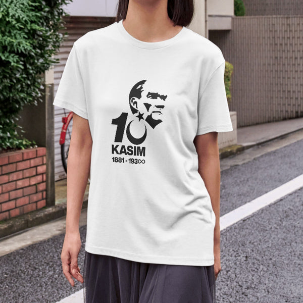 10 Kasım Atatürk Tişörtü – 1881-193∞ Unisex Tasarım, Siyah Beyaz Kırmızı Seçenekleri