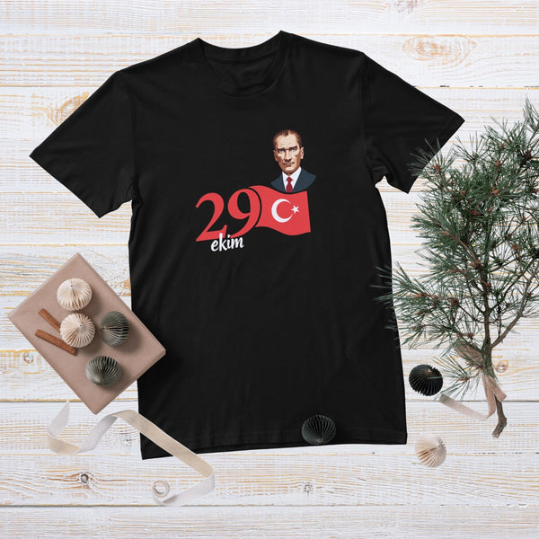 29 Ekim Cumhuriyet Bayramı Atatürk Tişörtü – Unisex Siyah & Beyaz Renk Seçenekleri, Türk Bayraklı Tasarım