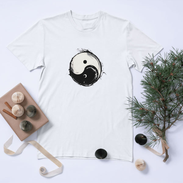 Yin Yang Sembolü Baskılı Tişört – Minimalist ve Anlamlı Unisex Tasarım