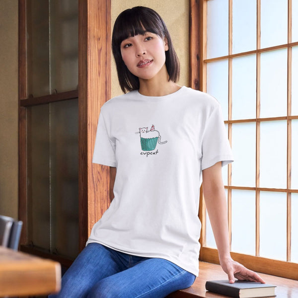 Sevimli Cupcat Tasarımlı Unisex Tişört – Kedi ve Cupcake Temalı Komik Baskı